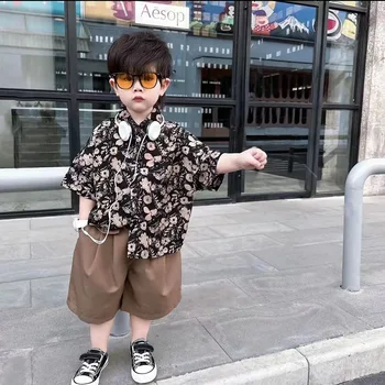 2023 נפץ בנים פרח חולצה קיץ מקטע דק בסגנון קוריאני של ילדים עם שרוול קצר החולצה של הילדים התינוק חליפה נאה.